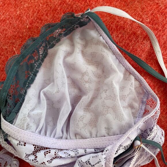 Rose + Vine Lavender Floral Lace Lightly Lined Soft Cup Bralette Bra - Picture 3 of 10
